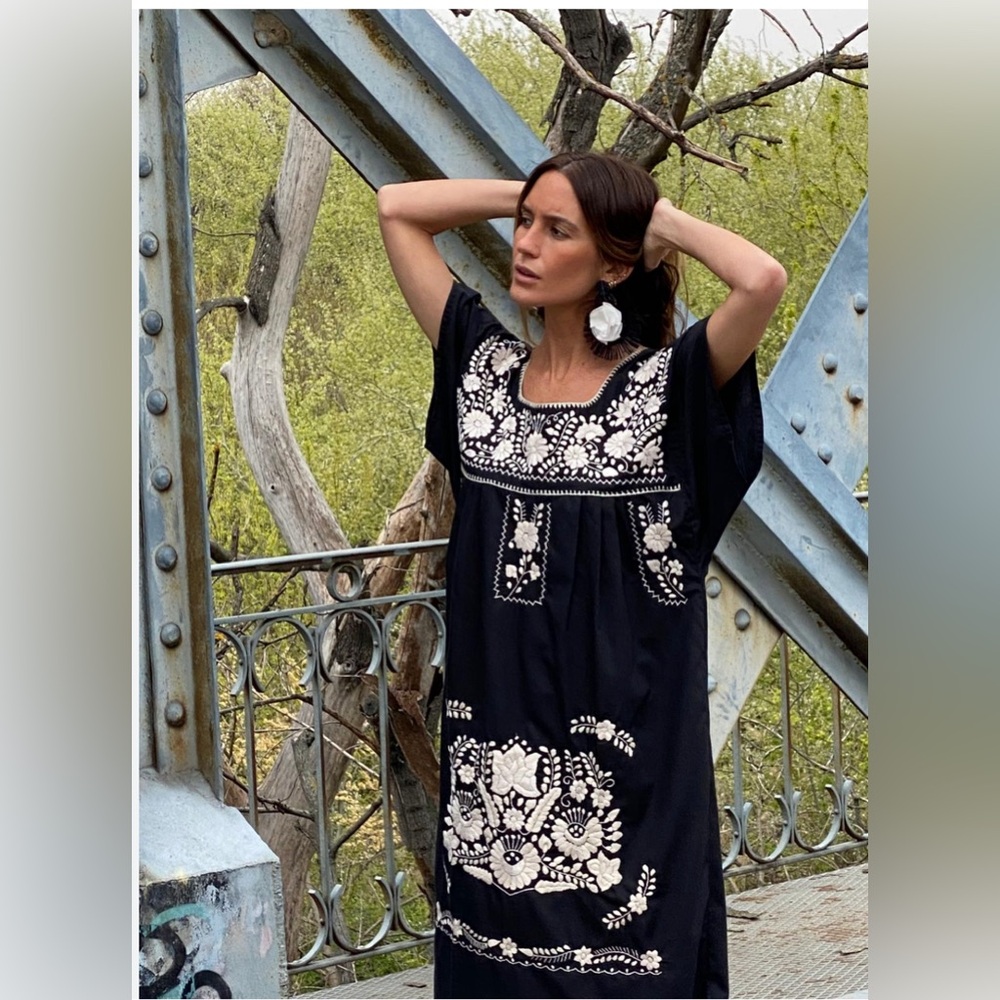 NWT embroidered midi boho dress